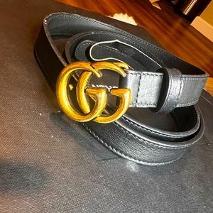 Gucci Leather belt with Double G buckle